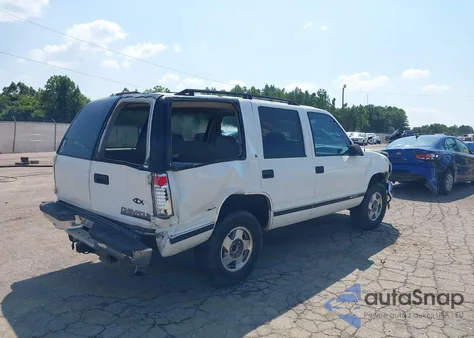 1996 Chevrolet Tahoe K1500 z USA, uszkodzony, nr VIN 1GNEK13R9TJ406994